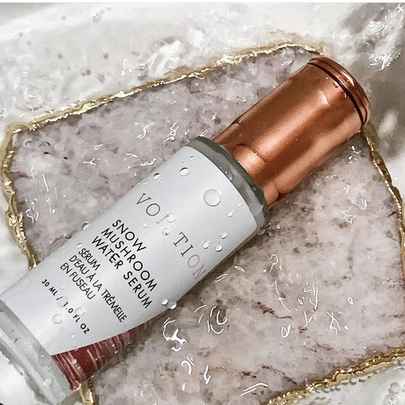 New Volition Snow Mushroom Water Serum / Sephora - Picture 6 of 16